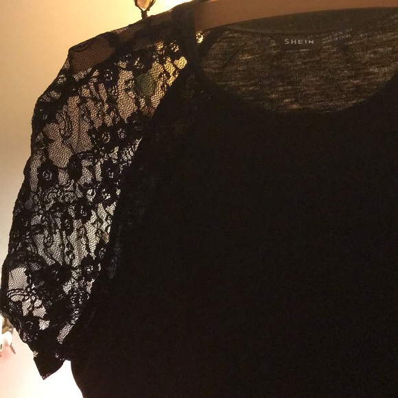 SHEIN size small black lace sleeve t-shirt - Picture 4 of 4
